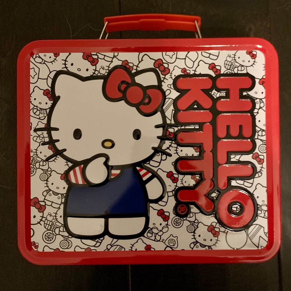 Hello Kitty Vintage Tin Lunchbox